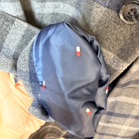 Tommy Hilfiger Men’s Plaid Addison Overcoat grey & navy wool blend Siz 44L tall - Picture 12 of 15